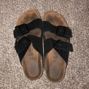 birkenstocks// arizona soft footbed